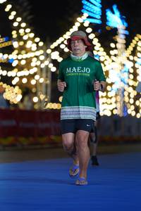 BIB: 100000
                            <button type="button" onclick="openModal(19762900)" class="btn btn-primary btn-sm float-right btn-popup" data-toggle="modal" data-target=".modal-high-quality">
                        <i class="fas fa-shopping-cart"></i> Add to Cart
                    </button>
                                            <button type="button" onclick="isThisMe(19762900, true)" class="btn btn-success btn-sm float-right btn-popup btn-isme hidden" data-toggle="tooltip" data-placement="bottom" title="นี่คือรูปของคุณใช่ไหม คลิกที่นี่เพื่อเอาเข้าอัลบั้ม">
                        <i class="fas fa-plus"></i> Add to album
                    </button>
                    <button type="button" onclick="isThisMe(19762900, false)" class="btn btn-warning btn-sm float-right btn-popup btn-isnotme hidden">
                        <i class="fas fa-ban"></i> Remove from album
                    </button>